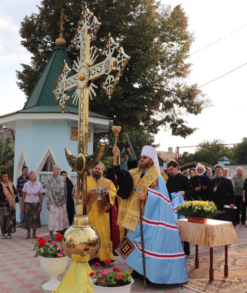 Освящение креста наперсного