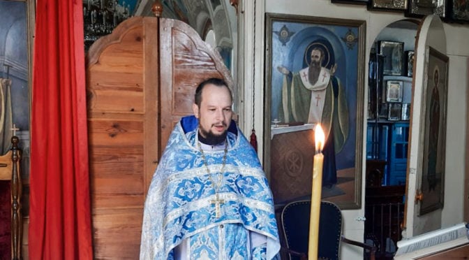 В ДЕНЬ ПРАЗДНОВАНИЯ 206-ЛЕТИЯ СТАХАНОВА В СОБОРЕ ВОЗНЕСЕНА МОЛИТВА О ВСЕХ ЖИВУЩИХ В НЕМ